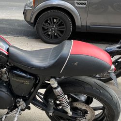 Cafe Racer Seat 