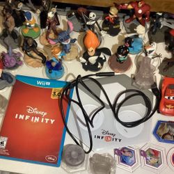 Disney Infinity 3.0 Wii U game with Play board and 37 Figures,Crystals,and Discs