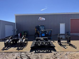 2022 DEERE 317g skid steer mulcher package deal