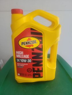 Sealed New oil 10w 30