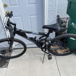 New Hyper Bicycles 26in Men's Havoc Mountain Bike, Black