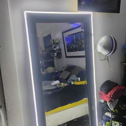5ft Vanity Mirror With Led