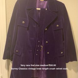 Very Classy Sexy vintage Surrey Classics coat with belt. Rare find and Made In Canada. $50.00