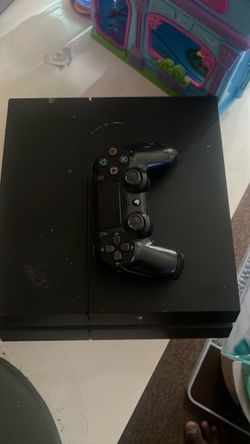 Sony PlayStation 4 Console with Controller