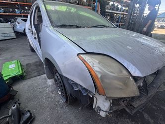 2011 Nissan Sentra 2.0L FWD PARTS ONLY No Cats 