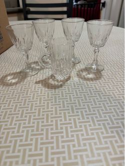 Crystal glassware set