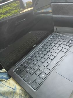 Dell XPS 13 9320 13.4'' (512GB SSD, Intel Core i7-1360P, 16GB RAM), USED