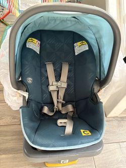Carseat With Base