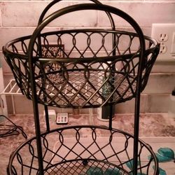 Beautiful 2 Tiered Basket