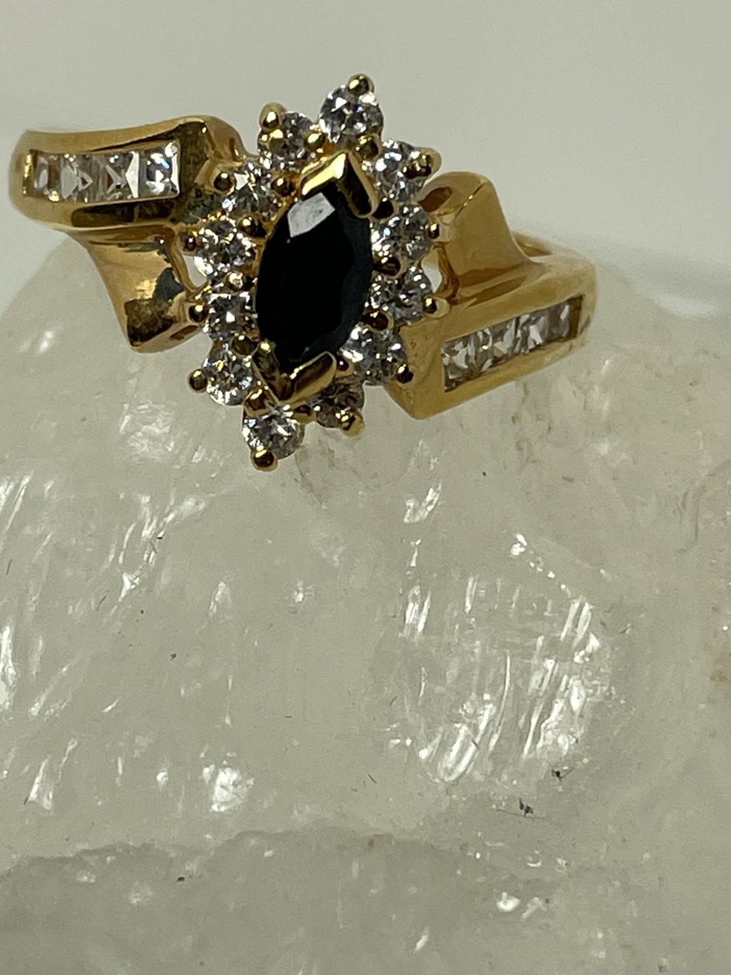 925 Silver gold Ring Size 8