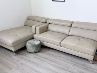 Sofa Sectional Beich leather Modern City  Sectional Sofa with Chaise & Adjustable Headrests – Cream Beige