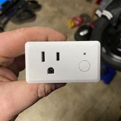 Three (3) Feit Electric Indoor Wi-Fi Smart Plugs