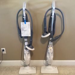 Light And Easy Steam Mop