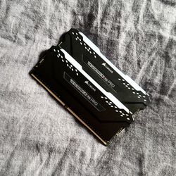 16 gb of Corsair rgb DDR4 ram