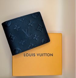 Louis Vuitton Monogram Bifold Wallet