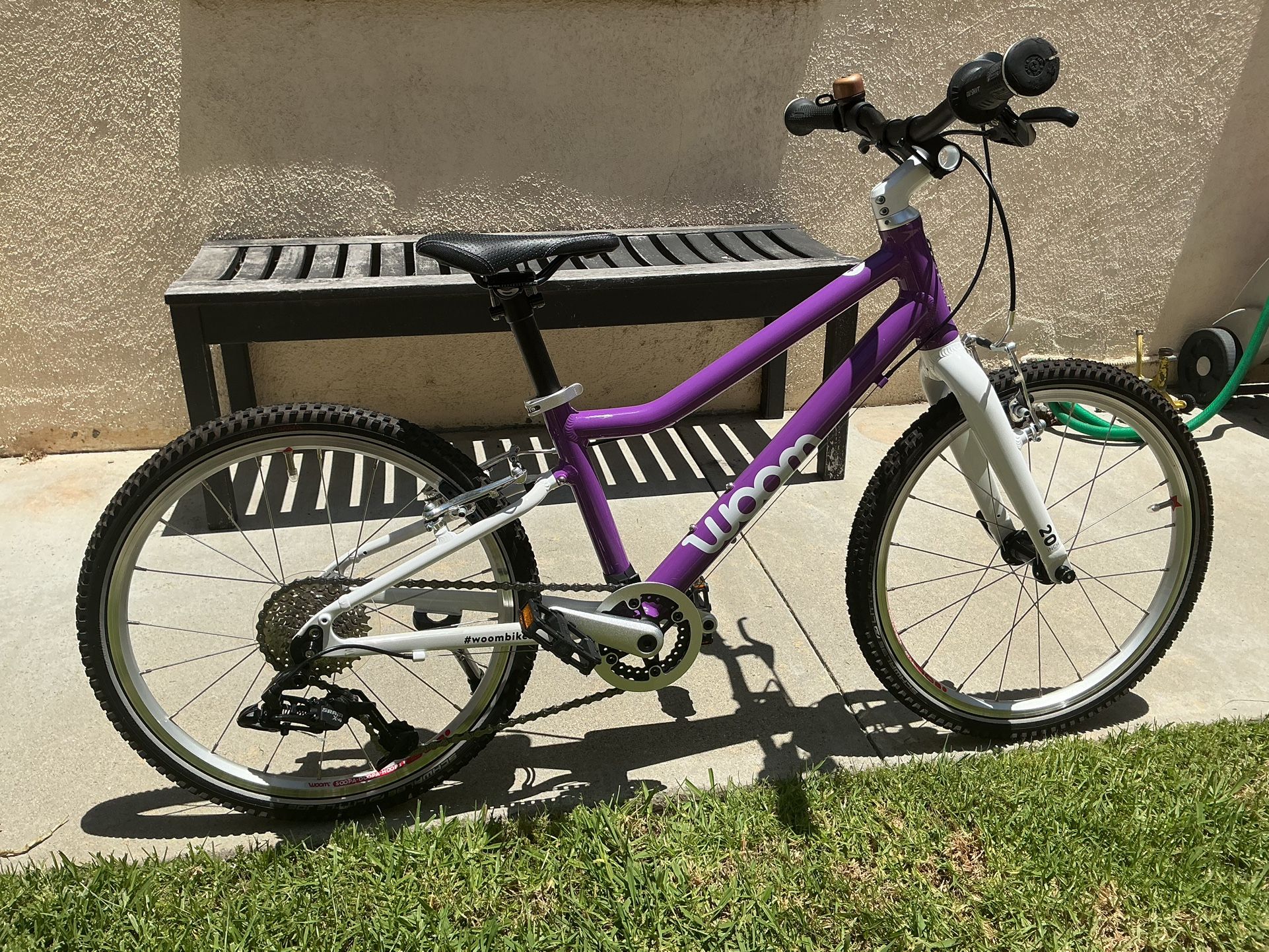 Woom 4 - 20” Kids Bike -Super Lightweight **Like New**