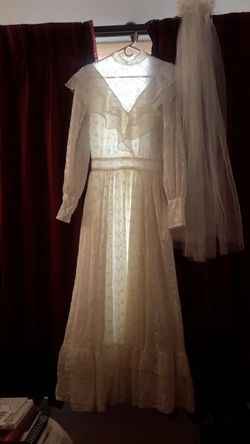 Gunni-Sac wedding dress - Hand made