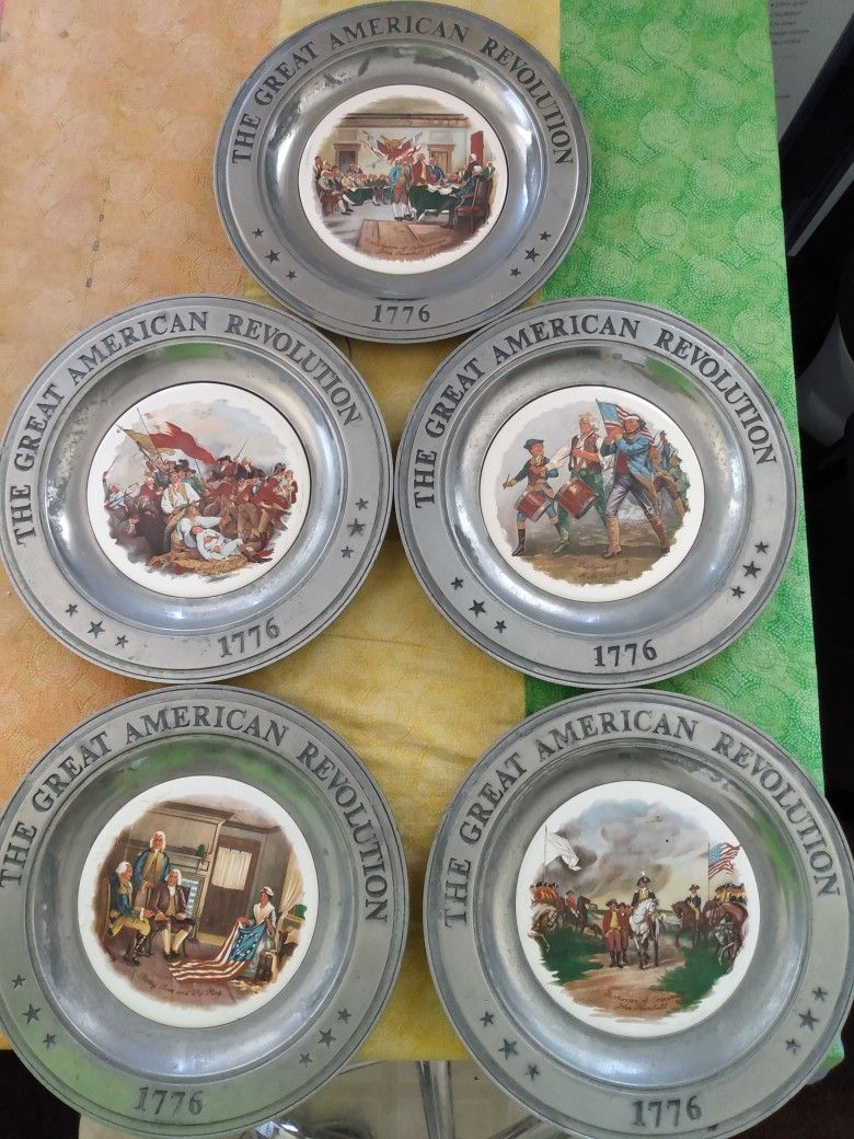 THE GREAT AMERICAN REVOLUTION 1776 COMMEMORATIVE PLATES PEWTER & CERAMIC SET 5 PLATES VINTAGE $85 ALL