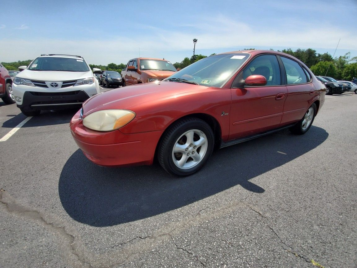 2000 Ford Taurus