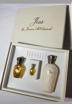 Jess By Jessica Mcclintock Gift Set brand new