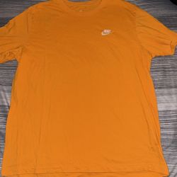 Nike Orange T-Shirt Size Large