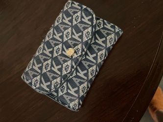 Woman’s wallet