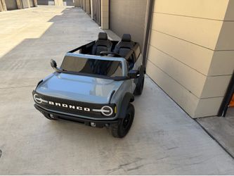 Kid Trax 12V Ford Bronco