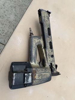 Air gun 16 and 8 penny nails FREE