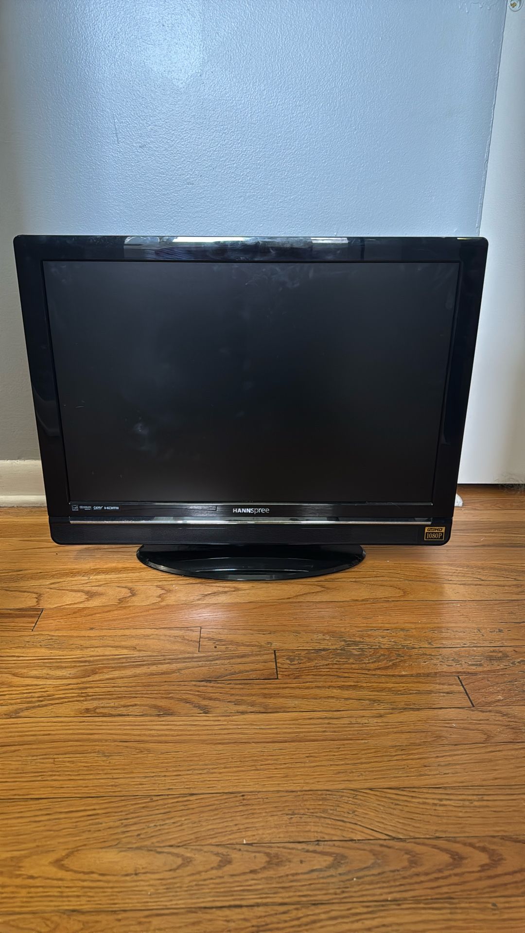 HANNSPREE 28” 1080P LCD TV