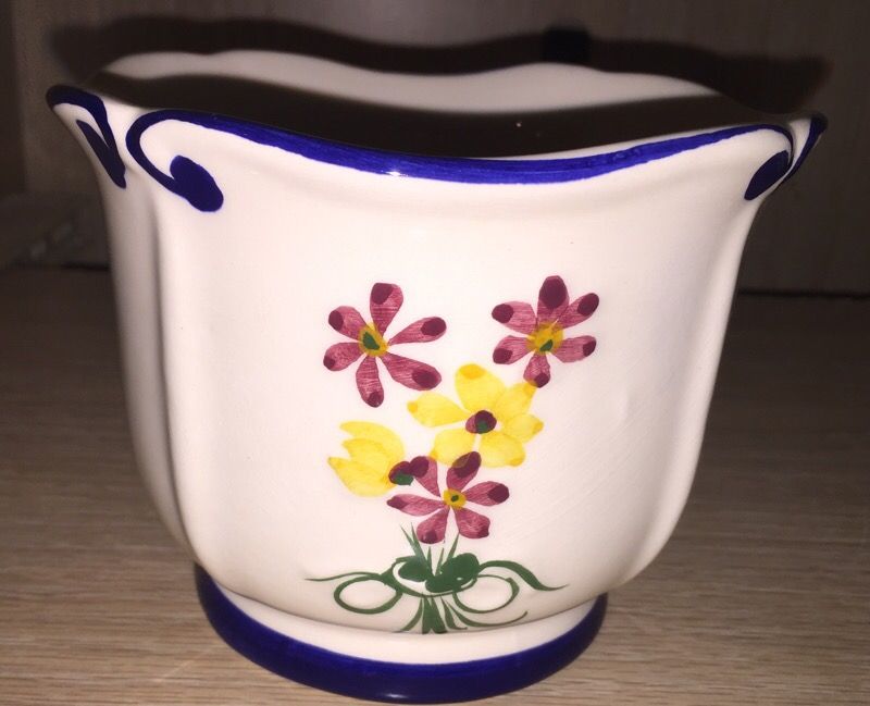 Ceramic bowl made in Portugal