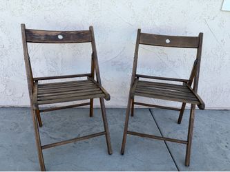 Wooden folding chairs