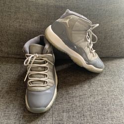 Cool Grey' Air Jordan 11 Size 5Y
