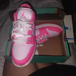 Nike Jordan Pink Size 7y