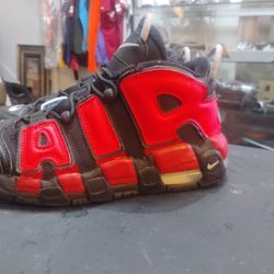 kids Nike sizes 6y $25