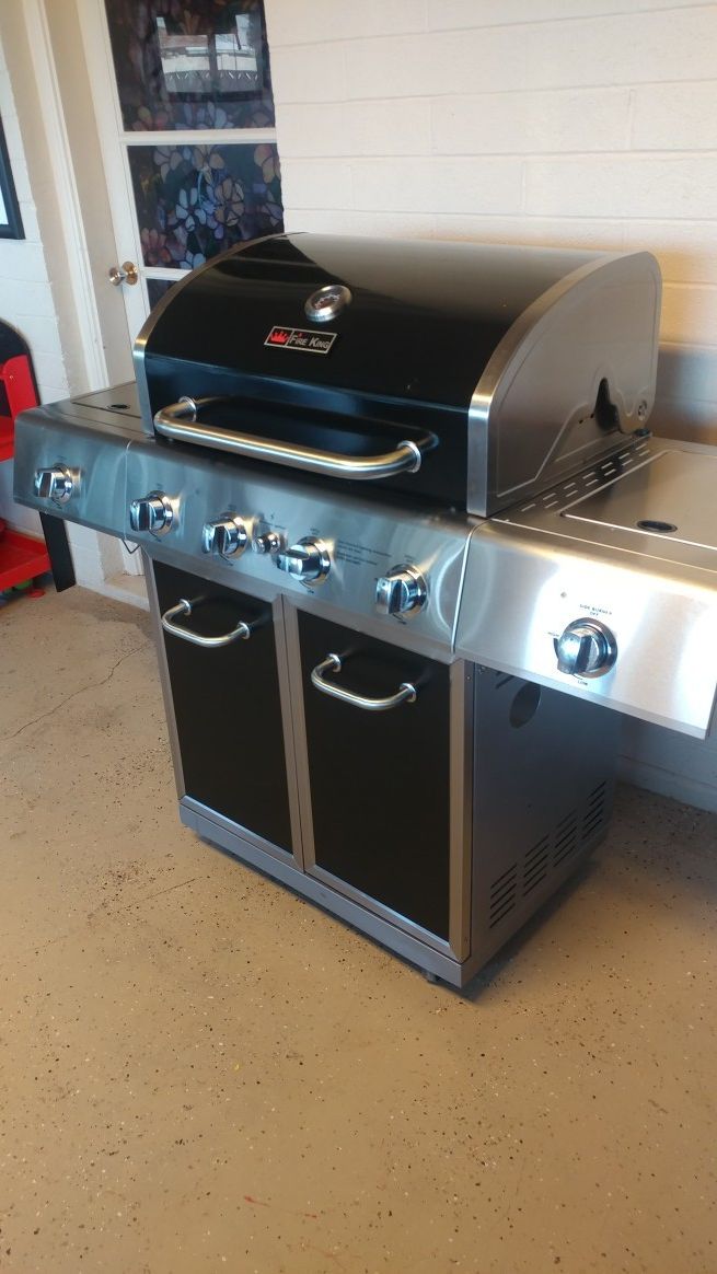 Fire King BBQ Grill / asador