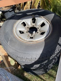 1984,1985,1(contact info removed),1988 Toyota Pickup 4x4 Original Wheels
