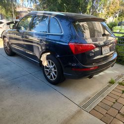 2011 Audi Q5.