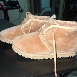 UGG Neumel Cozy Chestnut Boots
