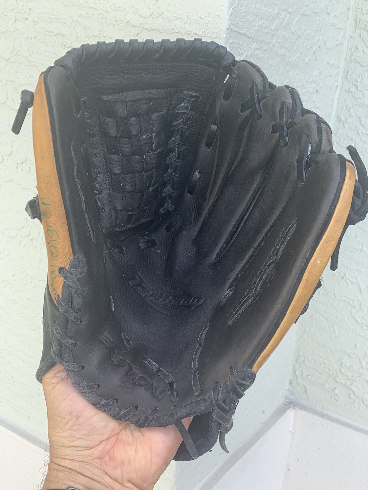 Easton Typhoon Baseball Glove, T13, Right Handed