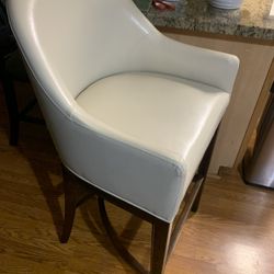 White/Cream Bar Stool - Faux Leather