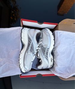 Nike Air Max Moto 2K