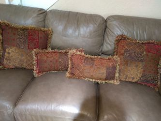 Couch pillows