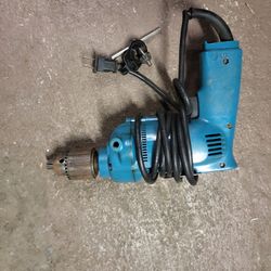 MAKITA 1/2 DRILL
