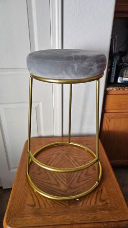 BAR STOOL COSMETIC STOOL