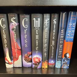 Lunar Chronicles Series And Graphic Novel 