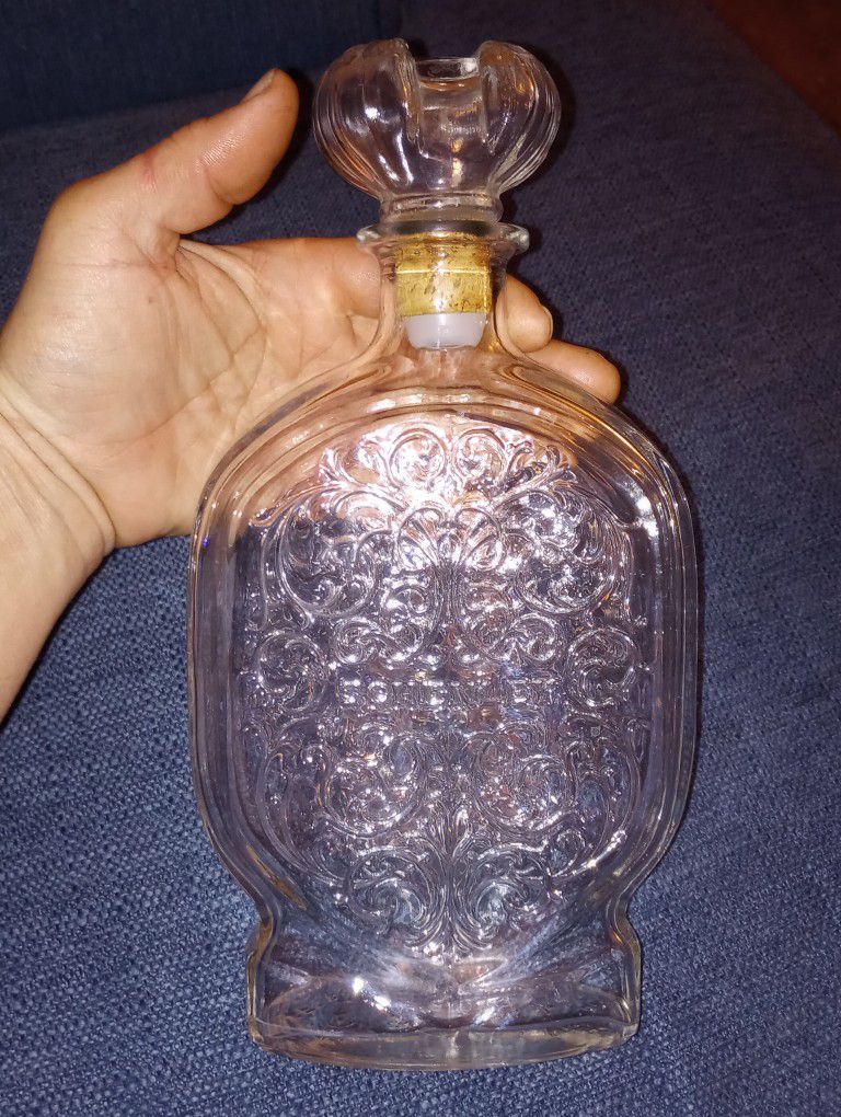Vintage Schenley Liquor Bottle $20.