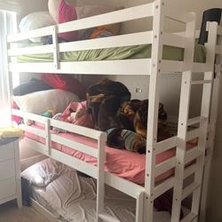 Triple Twin Bunk Bed 