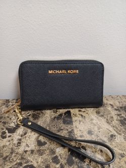 M K Wallet