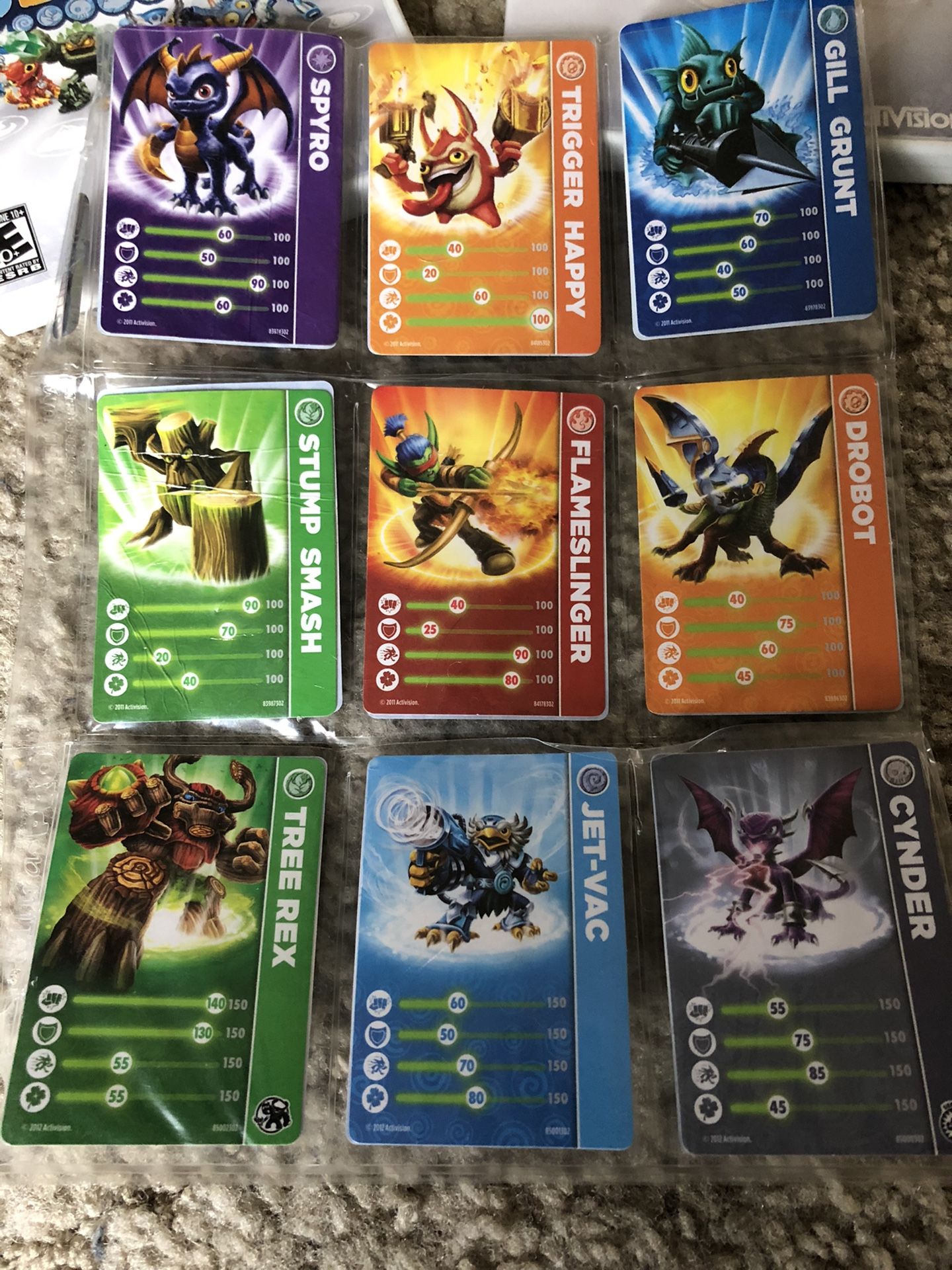 Skylander Wii games and 16 characters with carrying case