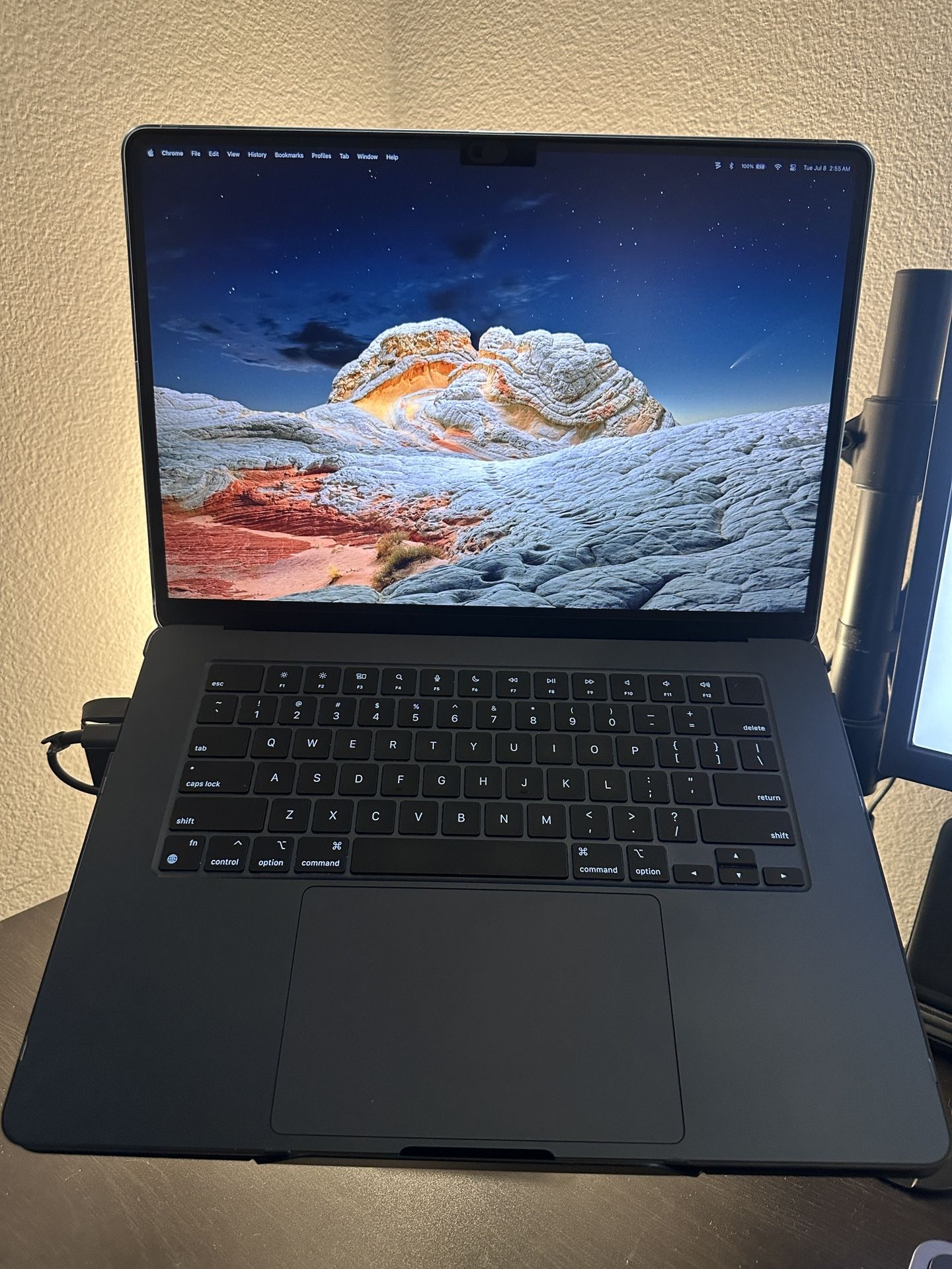 2023 Macbook Air 15” M2 1TB SSD 16gb Ram